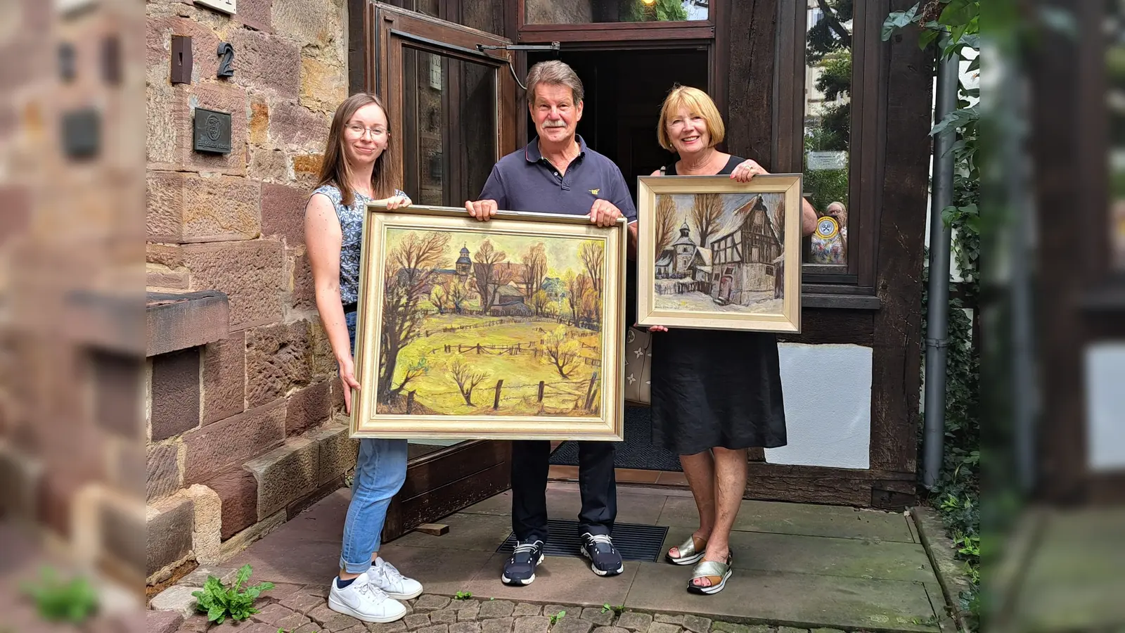 Museumskoordinatorin Katharina Zeller, Dr. Alfred Münch und Anna-Luisa Münch. (Foto: Stadt Hofgeismar)