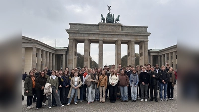 Vor dem Brandenburger Tor. (Foto: privat)