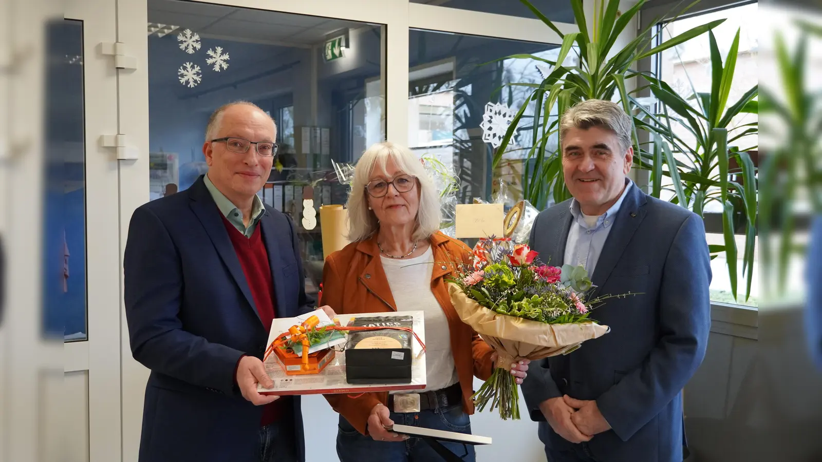 Nach 36 Jahren im Kolping Berufsbildungswerk Brakel gGmbH wird Heike Berbüsse in den wohlverdienten Ruhestand verabschiedet. (Foto: privat)