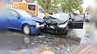 An beiden Autos entstand Totalschaden. (Foto: Kreispolizeibehörde Höxter)