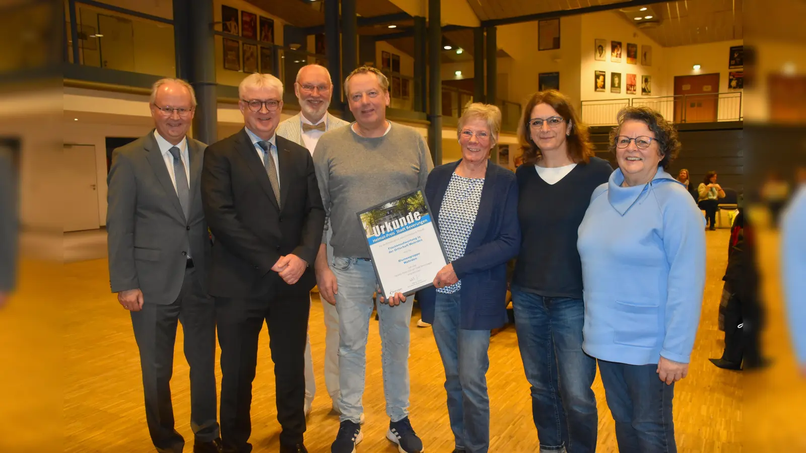 Den Preis für die Blumengruppe nahmen Thomas Helmchen, Dorothea Schulz, Marina Bremer und Brigitte Preuß entgegen. (Foto: Barbara Siebrecht)