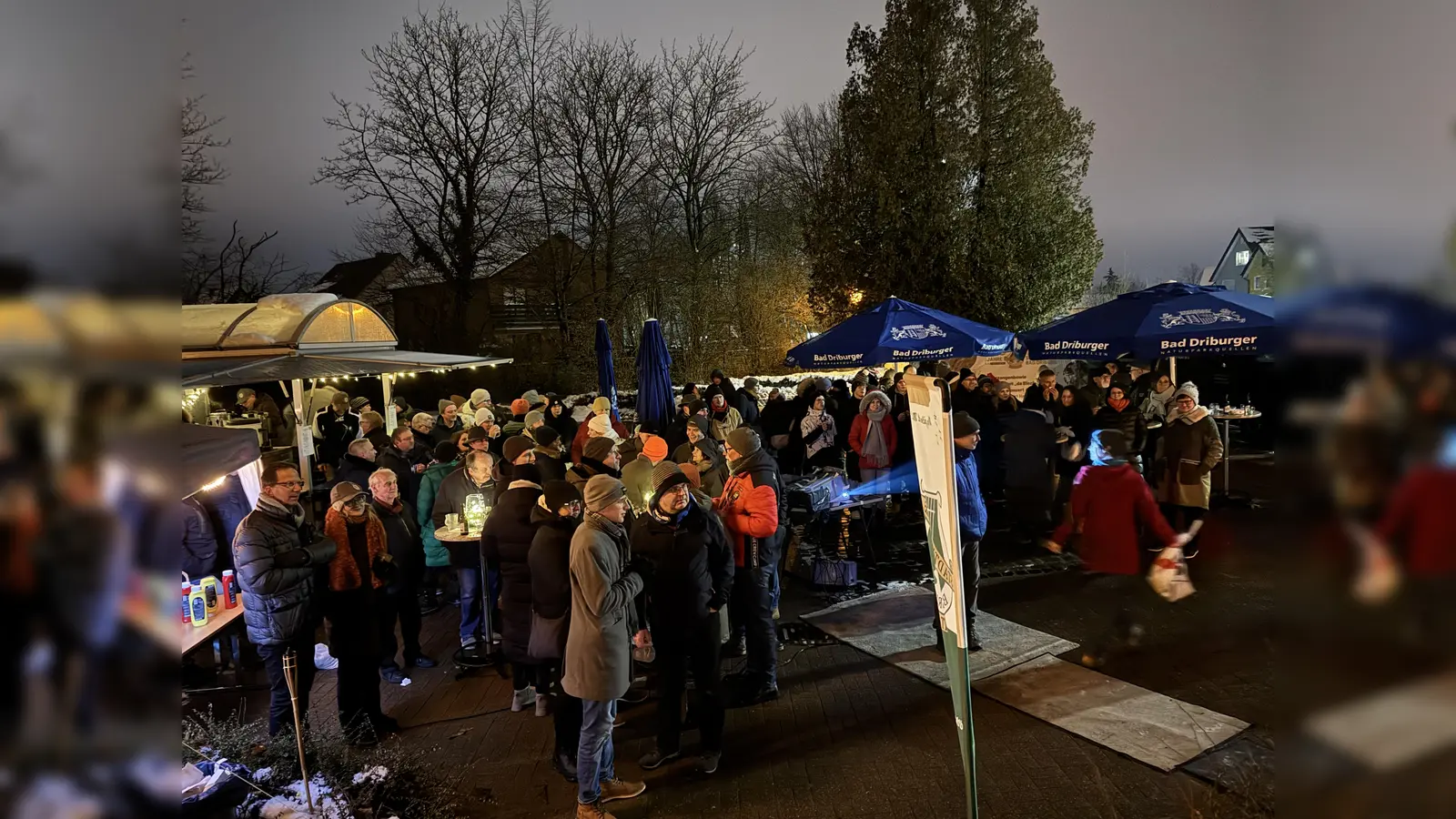 Fröhliche Atmosphäre bei der Feier am Stadtkapellenhaus. (Foto: privat)