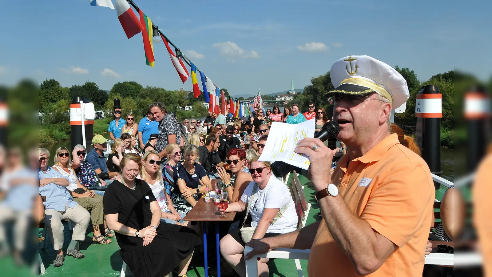 Vorstand Martin Kupper (rechts) freut sich, dass fast 200 Mitarbeiterinnen und Mitarbeiter des Albert-Schweitzer-Familienwerks zugesagt haben und an Bord sind. (Foto: privat)